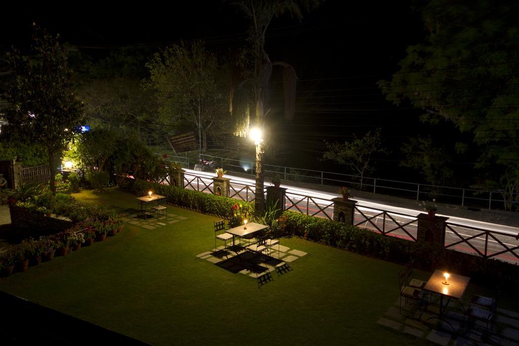 Trek-O-Tel Hotell Pokhara Eksteriør bilde